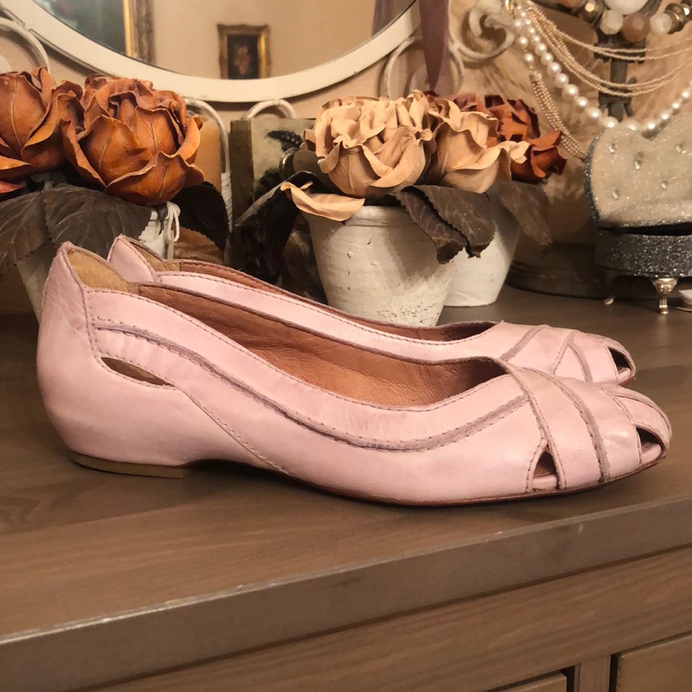 Leather flats